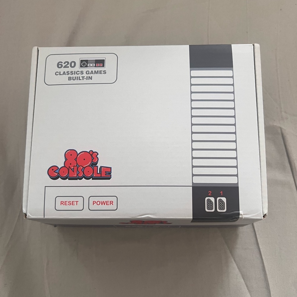 Retro Gaming Console with 620 Built-in Games Classic Games Buit-In Gray.